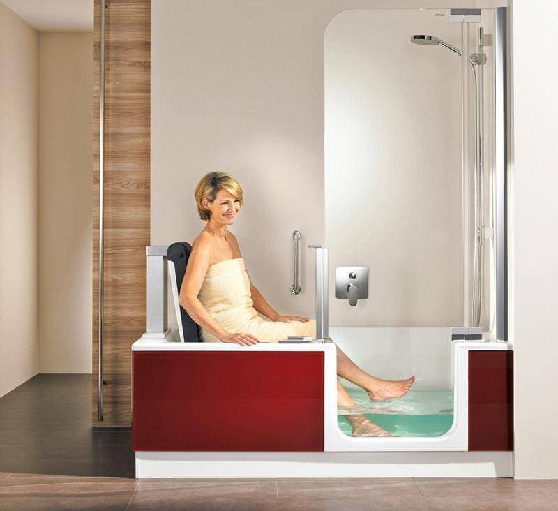 Badewanne mit Tür für sicheren Einstieg